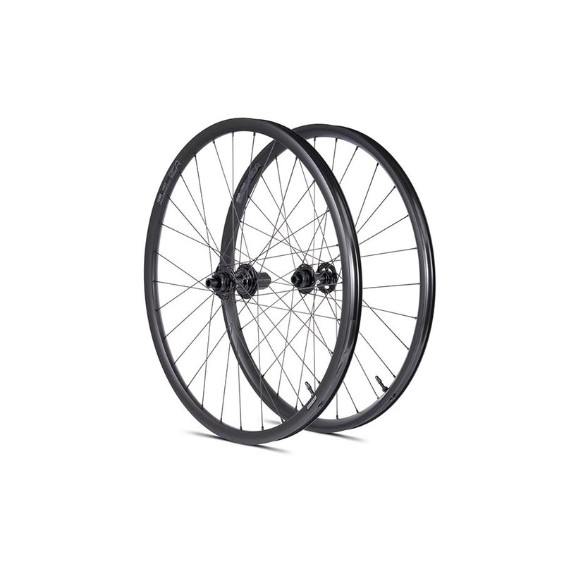 Load image into Gallery viewer, Seido-Rear-Wheel-27.5in-650b-Tape-and-Valve-installed-WHEL2031-Bicycle-Rear-Wheel