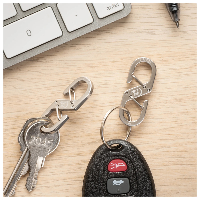 Load image into Gallery viewer, Nite Ize Zseries #1 Dual Carabiner-2 Pack: Secure Your Gear with Ease