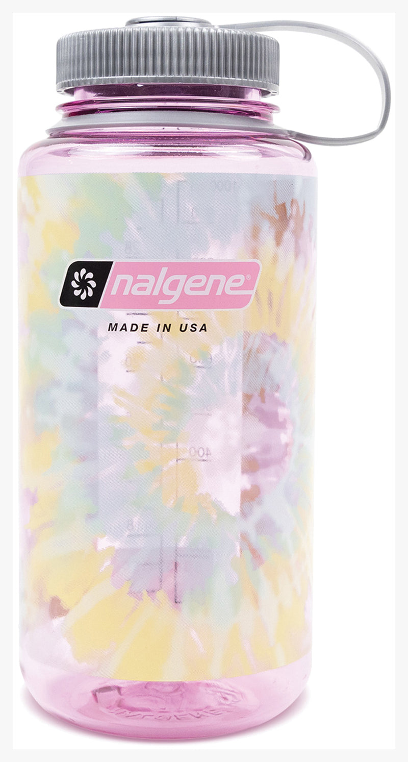 Load image into Gallery viewer, Nalgene 32oz Sustain Tie-Dye Cosmo Water Bottle - Eco-Friendly and Stylish!