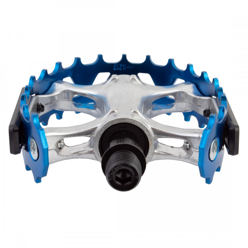 Load image into Gallery viewer, SE Bikes Bear Trap Alloy Pedals 9/16" Boron Steel Axle W/ Reflector Silver/Blue