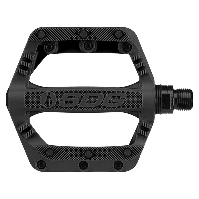 Load image into Gallery viewer, SDG Slater 90 Kids Platform Pedals 9/16" Nylon Composite Body Removable Pins Blk