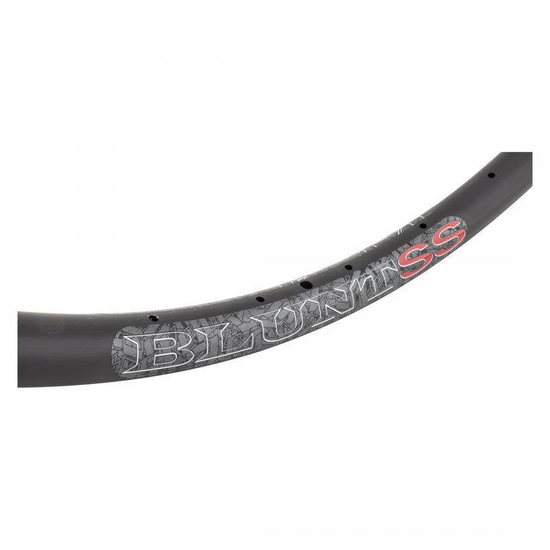 Load image into Gallery viewer, Velocity Blunt SS Rim 29 Inch Disc Black 32 Hole Clincher Tubeless Ready Road