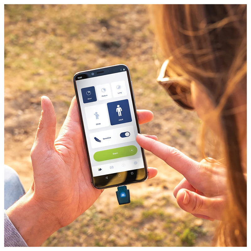 Load image into Gallery viewer, Stay Warm Anywhere with Heat It Classic USB-C Heating Pad