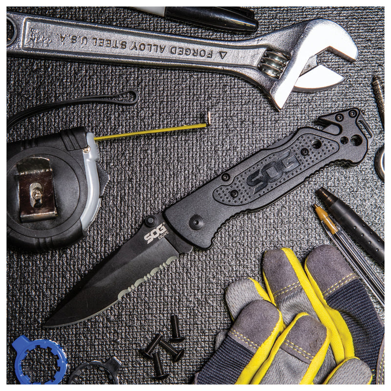 Load image into Gallery viewer, SOG Escape Black - Compact and Reliable Survival Tool