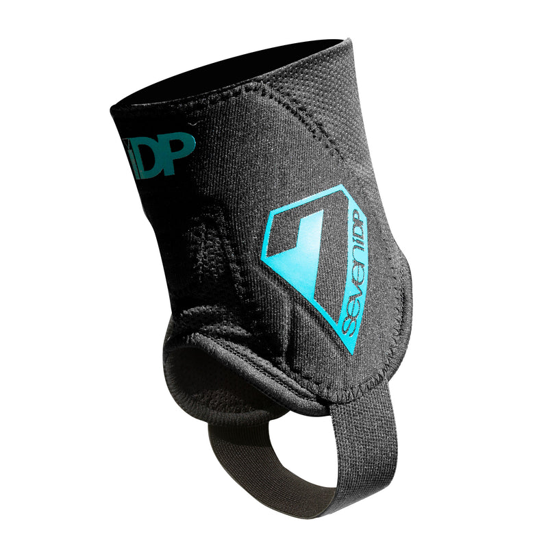 Load image into Gallery viewer, 7iDP Control Ankle Guard, Pair, L/XL, Black