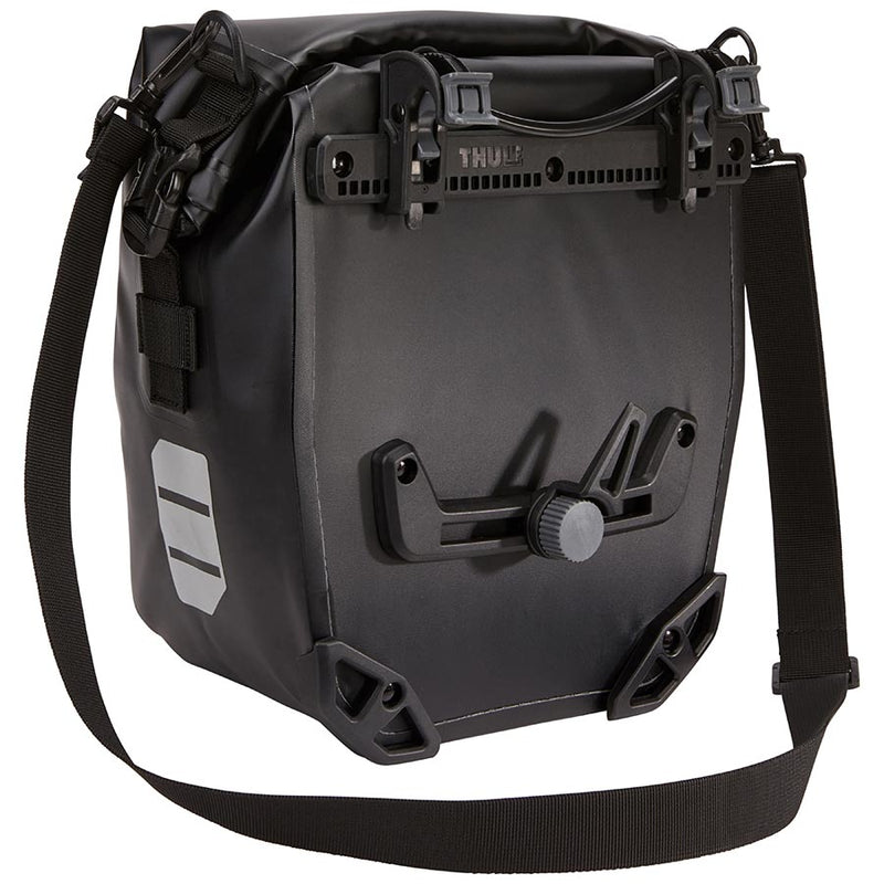Load image into Gallery viewer, Thule Shield Pannier Pannier, 13L, Black
