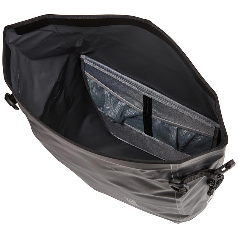Load image into Gallery viewer, Thule Shield Pannier Pannier, 25L, Black