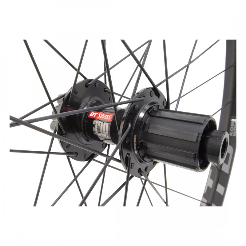 Load image into Gallery viewer, Wheel Master 29in Alloy Mountain Disc Double Wall 29in SET WTB KOM TRAIL TCS 2.0 i30 6B