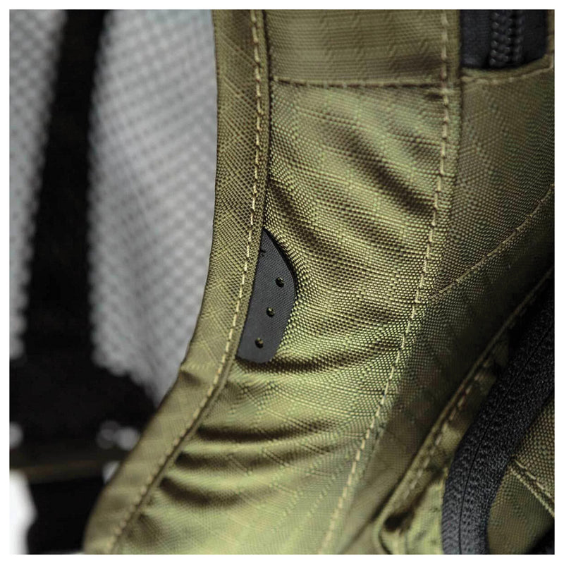 Load image into Gallery viewer, Old Town Lure Angler II PFD in Moss - Size L/XL for Ultimate Comfort and Safety