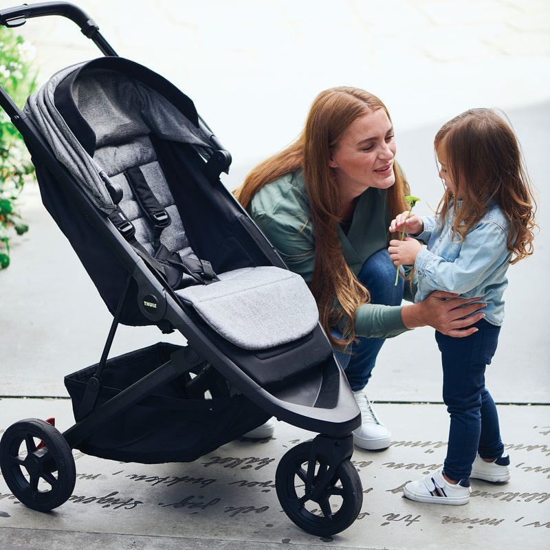 Load image into Gallery viewer, Thule Spring Stroller Spring Stroller - Blue Kids' Trailers & Strollers