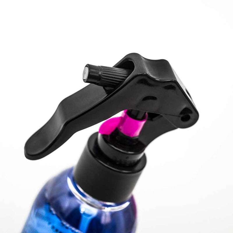 Load image into Gallery viewer, Muc-Off Visor, Lens, and Goggle Cleaner: 250ml Bottle