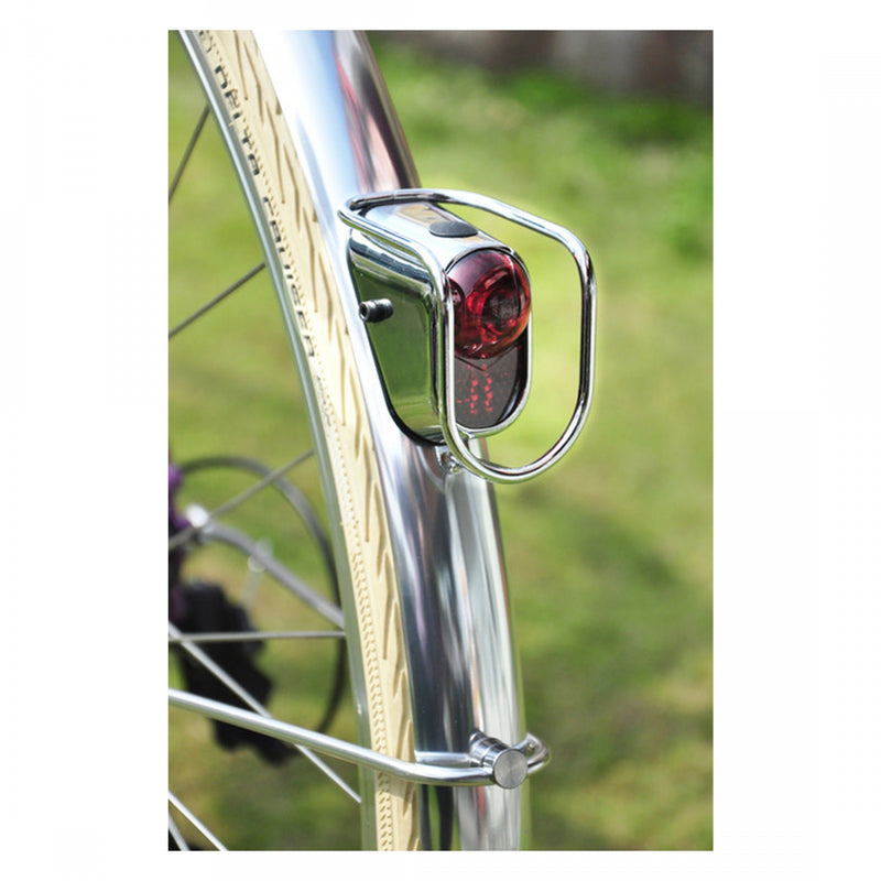 Load image into Gallery viewer, Pure Cycles City Bike Tail Light Brake Hole 2