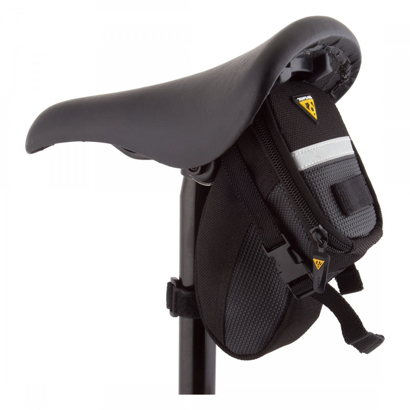 Load image into Gallery viewer, Topeak Small Aero Wedge Black 7.1x3.3x4.3 (SM)in Velcro Straps
