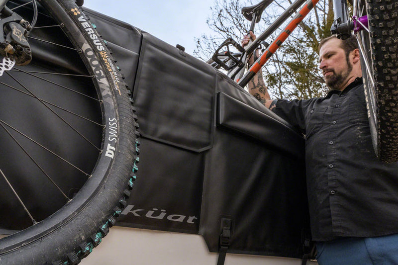 Load image into Gallery viewer, Kuat Huk 61" Curved Tailgate Pad - 6-Bike, Full-Size