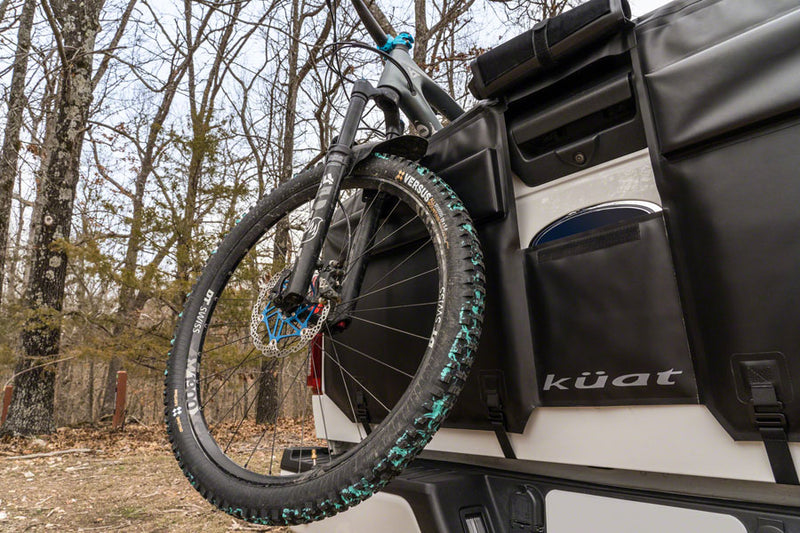 Load image into Gallery viewer, Kuat Huk 61" Curved Tailgate Pad - 6-Bike, Full-Size