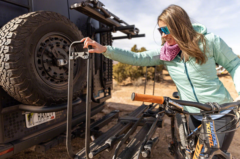 Load image into Gallery viewer, Kuat Piston Pro Hitch Bike Rack - 1.25" Receiver, 2 Bike, Sandy Black