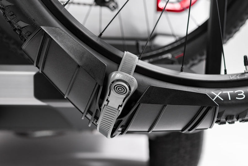 Load image into Gallery viewer, Saris Freedom Hitch 1-1/4in or 2in 2 Bike