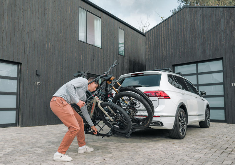 Load image into Gallery viewer, Thule OutPace Hitch Mount Rack, 1-1/4'' and 2'', Bikes: 2, : 55 lb
