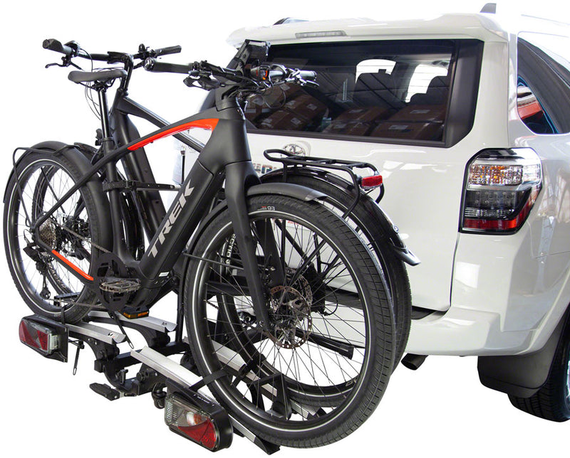 Load image into Gallery viewer, Saris Door County Hitch Rack With Electric Lift - 2" Receiver, 7-Pin Wire Plug