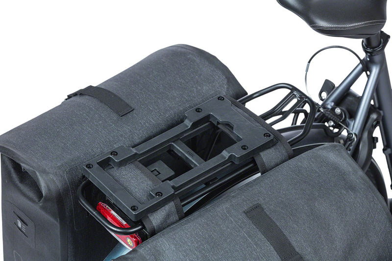 Load image into Gallery viewer, Basil MIK Double Decker for MIK Adaptor Plate, Black