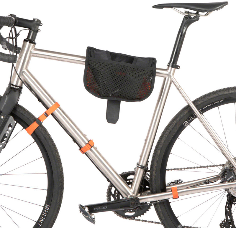 Load image into Gallery viewer, Restrap Hike A Bike Stowable Carrying Harness - Black