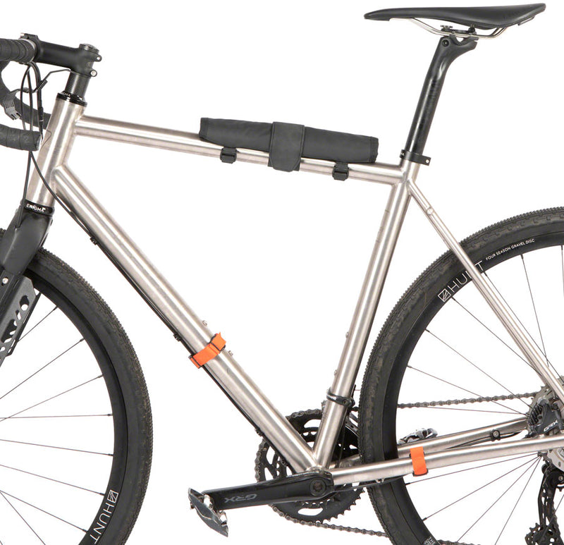 Load image into Gallery viewer, Restrap Hike A Bike Stowable Carrying Harness - Black