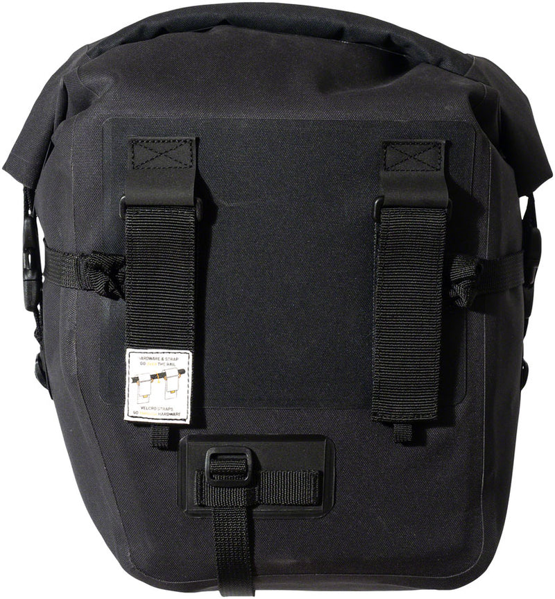 Load image into Gallery viewer, Old Man Mountain Ponderosa Panniers, 13L, Pair, Black