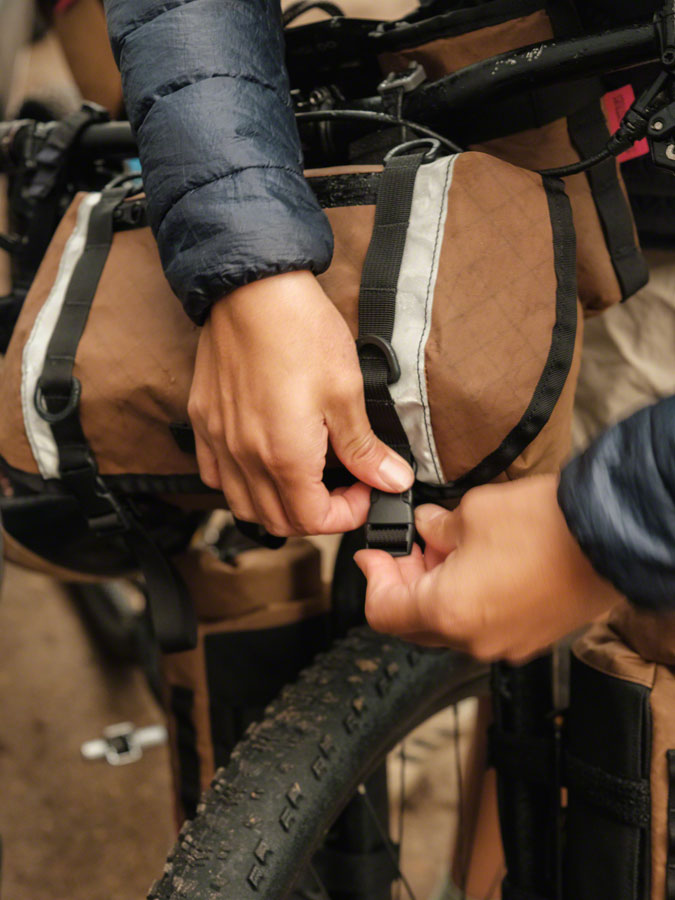 Load image into Gallery viewer, Swift Industries Zeitgeist Pack - Coyote