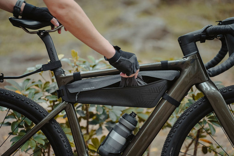 Load image into Gallery viewer, Topeak MidLoader DryBag 4.5L Black 22.2x5.9x2.4in Velcro Straps