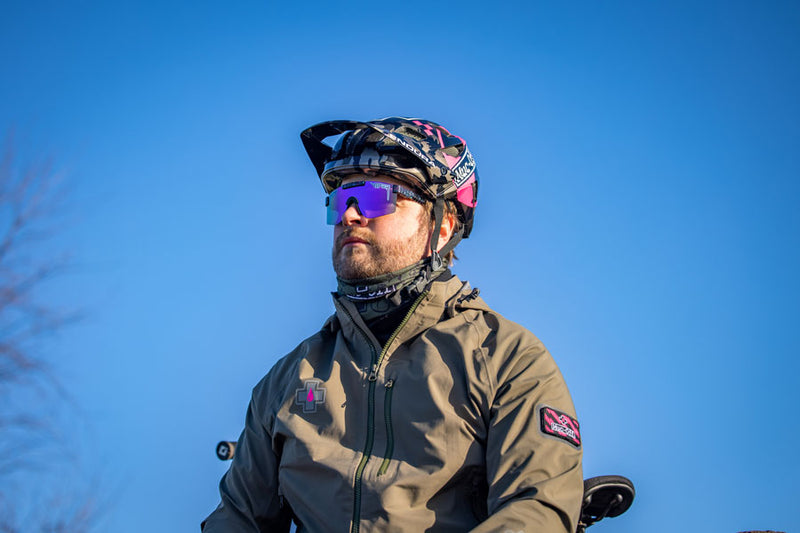 Load image into Gallery viewer, Muc-Off Winter Neck Gaiter - Green Punk