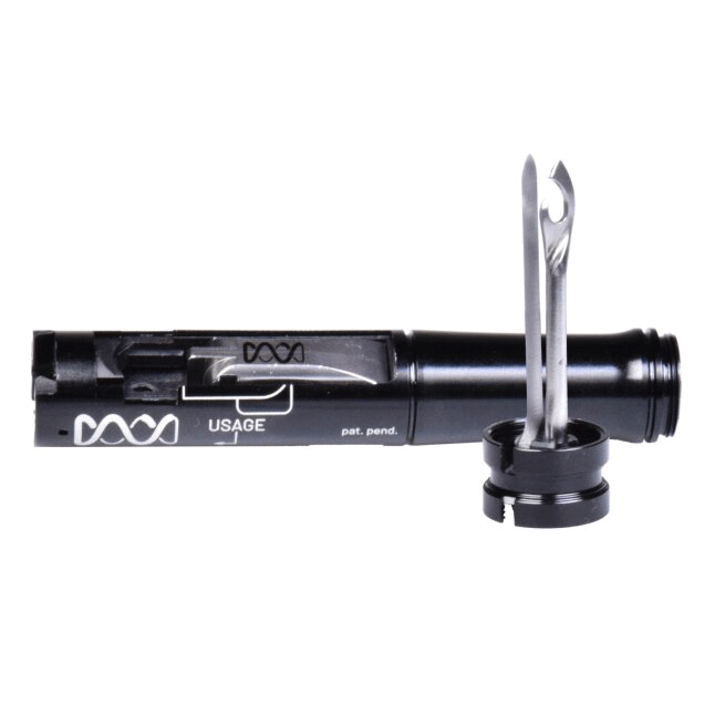 Load image into Gallery viewer, Daysaver Coworking7TL Multi Tool, Tubeless Repair Kit, Chain Tl