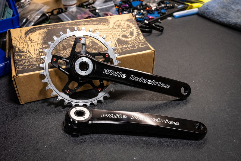 Load image into Gallery viewer, Wolf Tooth CAMO Direct Mount Spider For White Industries Boost 52mm Black