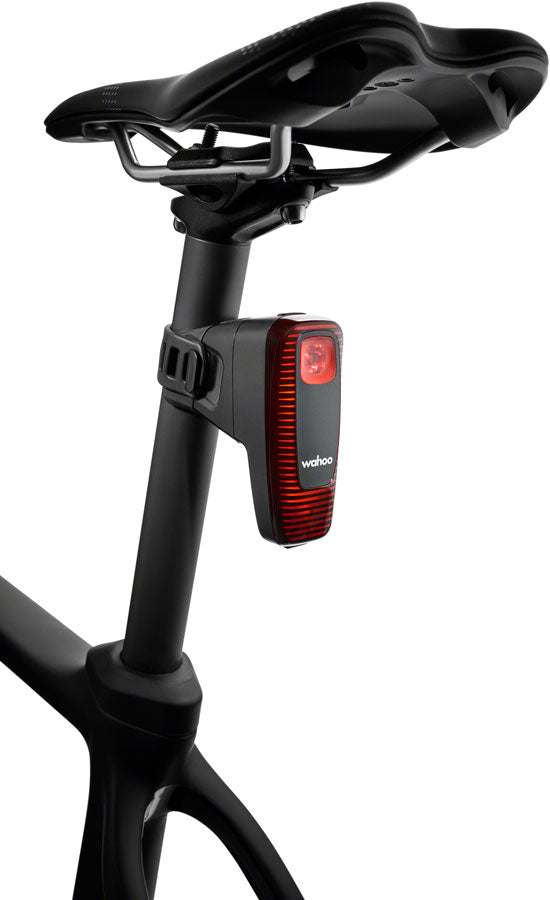 Load image into Gallery viewer, Wahoo Trackr Radar Seatpost USB C 53 4
