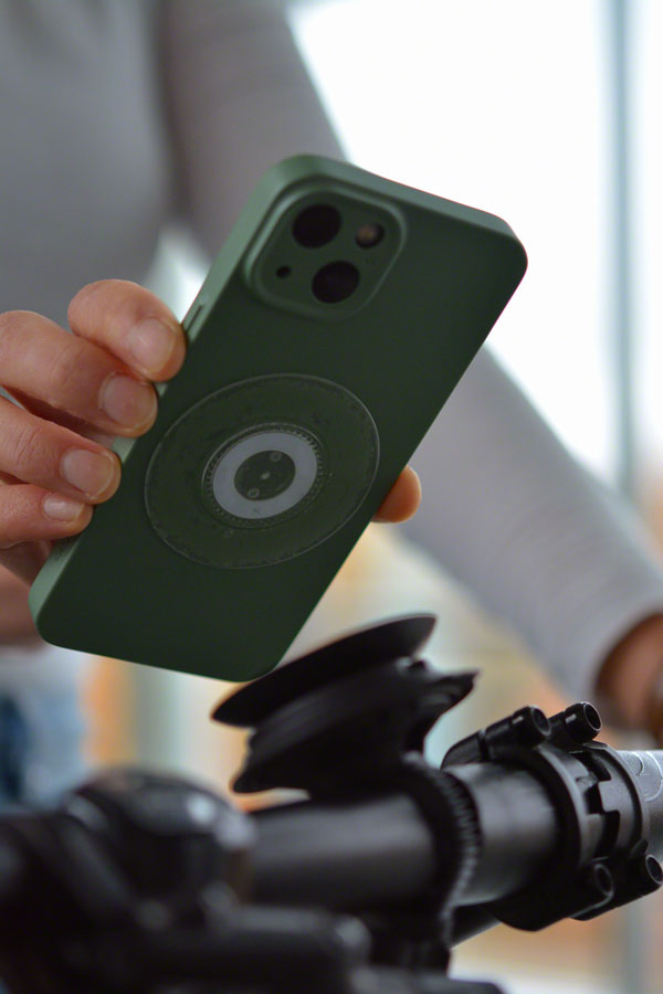 Load image into Gallery viewer, Fidlock Vacuum Universal Phone Patch - Clear