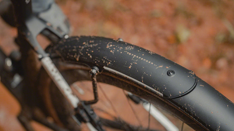 Load image into Gallery viewer, Topeak Tetrafender G1 / G2 Fender Set - Fits Up To 650/700 x 50 Gravel Tire, Black