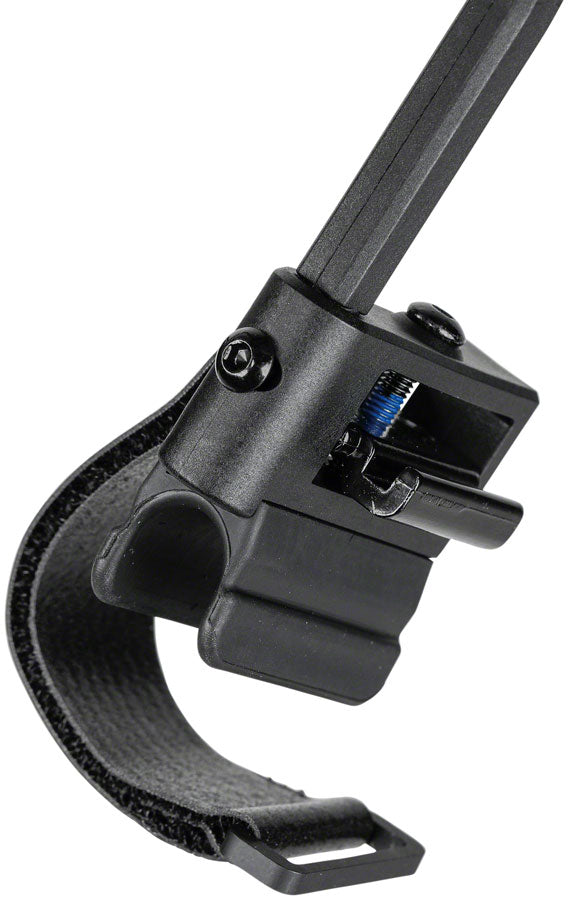 Load image into Gallery viewer, Topeak Tetrafender R1, Front Fender - Fits Up To 650/700 x 32 Road Tire, Black