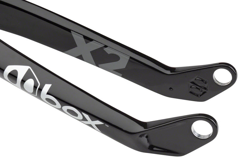 Load image into Gallery viewer, Box Components X2 Pro Carbon Fork BMX 1-1/8in 20in Threadless