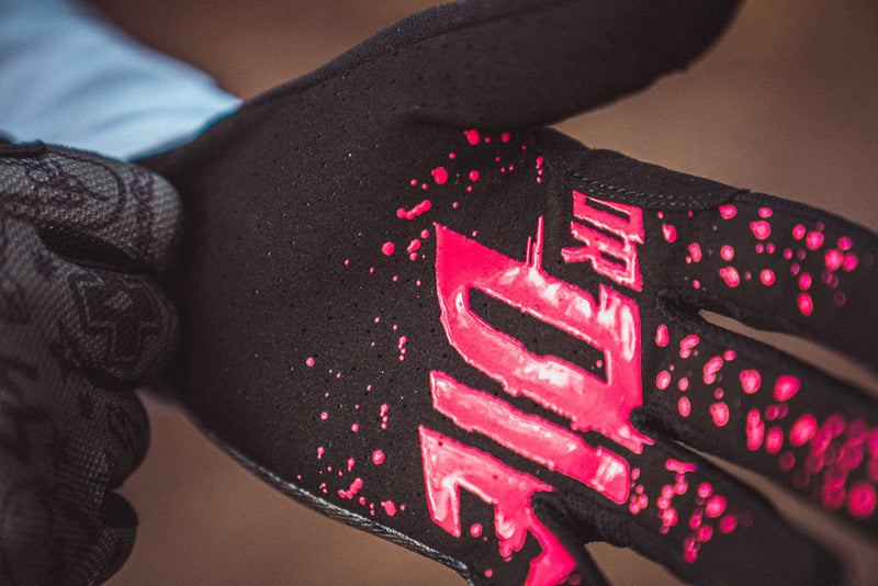Load image into Gallery viewer, Muc-Off Summer Lightweight Mesh Rider Gloves - Green , XSmall