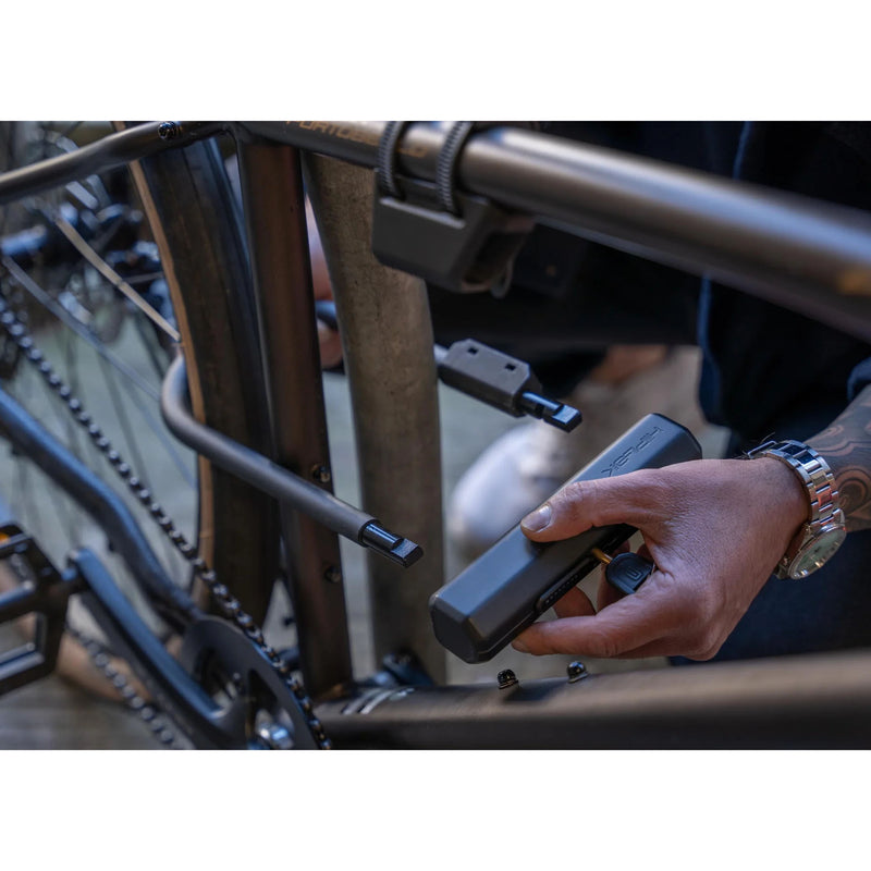 Load image into Gallery viewer, Hiplok Urban D U-Lock Bike Lock, Black