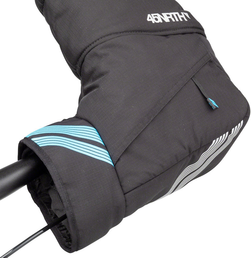 Load image into Gallery viewer, 45NRTH Cobrafist Flat Bar Pogies - Black