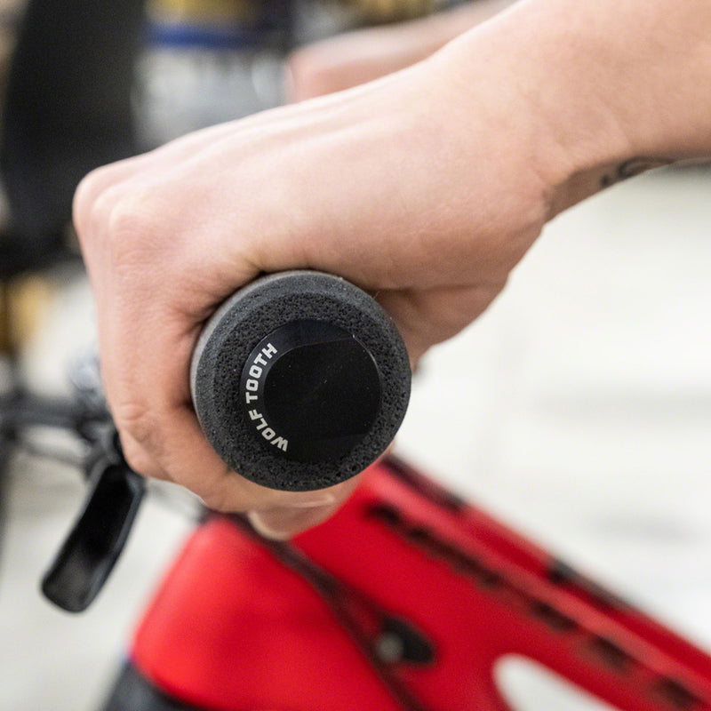 Load image into Gallery viewer, Wolf Tooth Mega Fat Paw Grips - Black Large-Diameter Grips With The Soft Feels