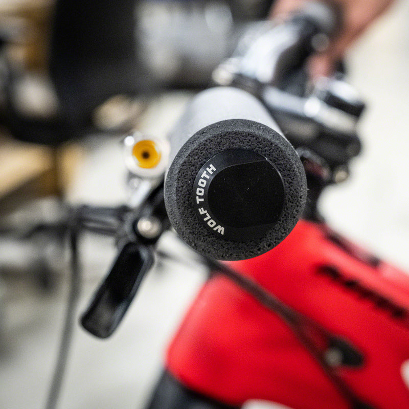 Load image into Gallery viewer, Wolf Tooth Mega Fat Paw Grips - Black Large-Diameter Grips With The Soft Feels