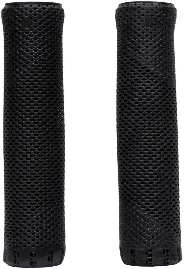 Load image into Gallery viewer, ENVE-Composites-3DXC-Grips-Regular-132mm-Bicycle-Grips