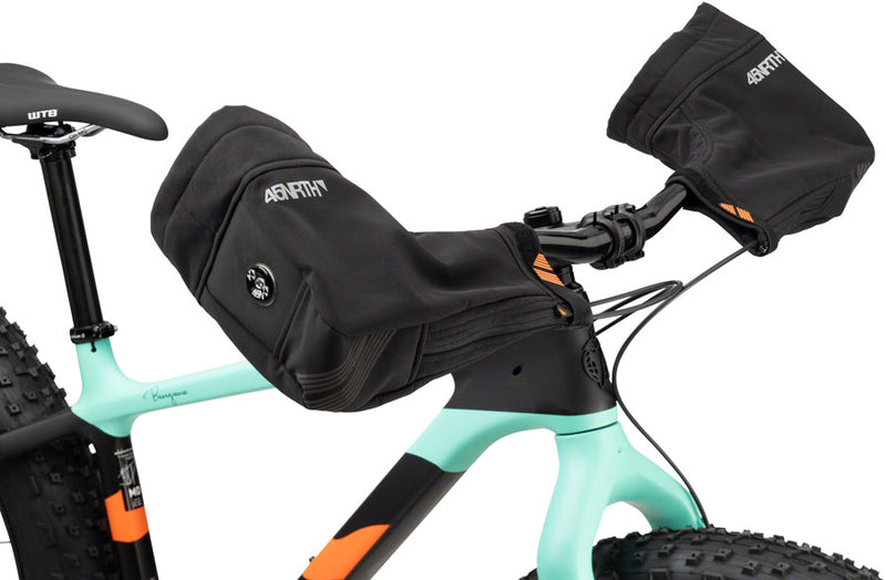 Load image into Gallery viewer, 45NRTH Draugenklaw Flat Bar Pogies - Black