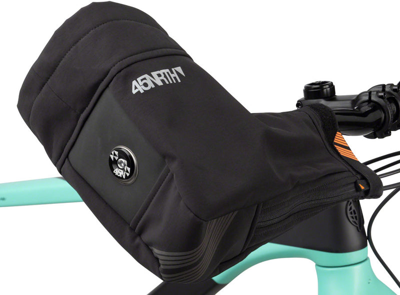 Load image into Gallery viewer, 45NRTH Draugenklaw Flat Bar Pogies - Black