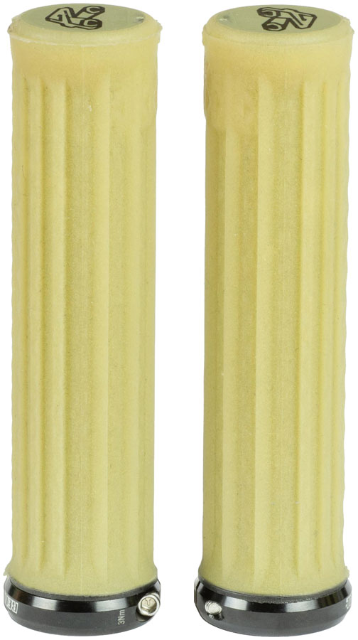 Load image into Gallery viewer, Renthal-Single-Collar-Traction-Lock-On-Grips-Grips-Yes-134-Bicycle-Grips
