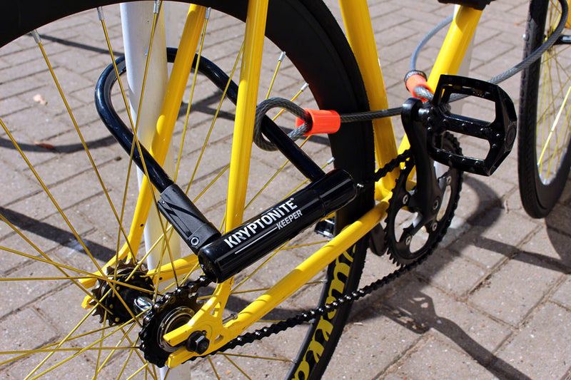 Load image into Gallery viewer, Kryptonite Keeper U-Lock 4 x 8" Keyed Black Includes 4' Cable and Bracket