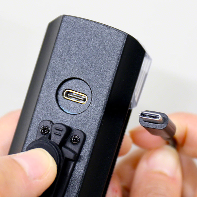 Load image into Gallery viewer, Cateye HL-EL2200RC AMPP2200 Handlebar USB-C 2200 7