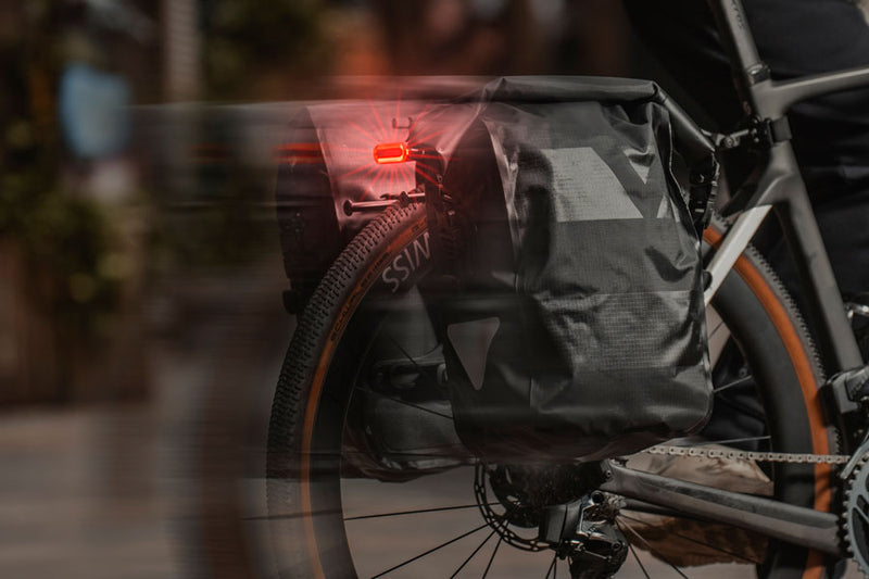 Load image into Gallery viewer, Topeak Rack RedLite 60 Rack Mounted Taillight