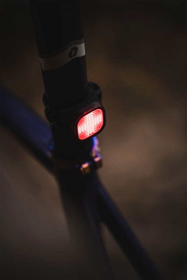 Load image into Gallery viewer, Knog Blinder Mini Cross Twinpack Headlight and Taillight Set
